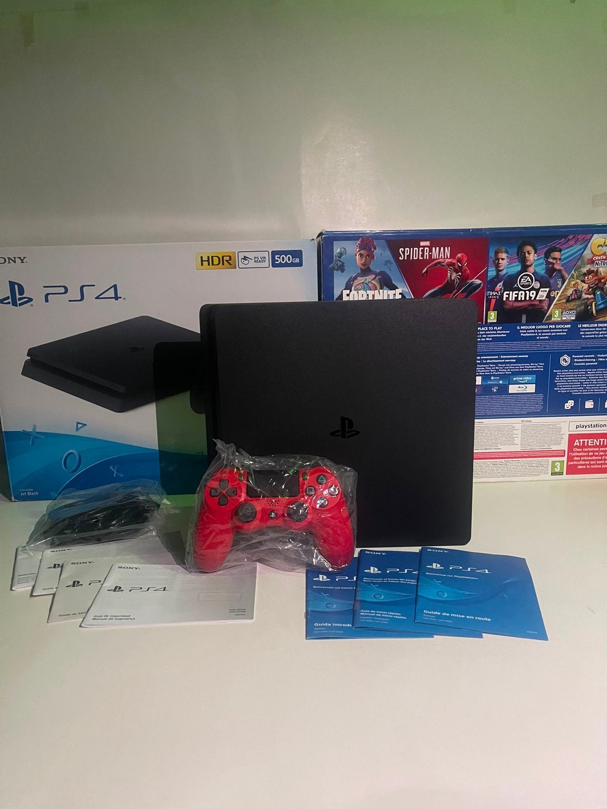 PS4 Slim 500 Go complète dans sa boîte | Excellent état, 500 GB, Enlèvement ou Envoi, Avec 1 manette, Comme neuf