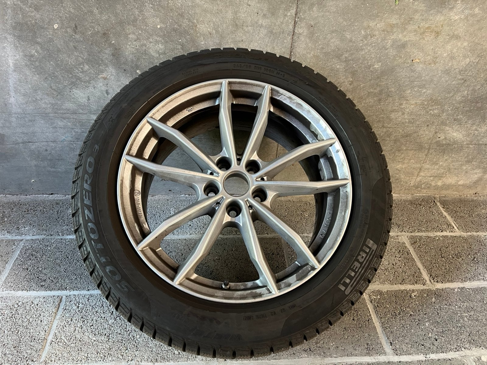 Set van 4 winterbanden en velgen in zeer goede staat, Auto-onderdelen, Banden en Velgen, Ophalen, Winterbanden, Velg(en)