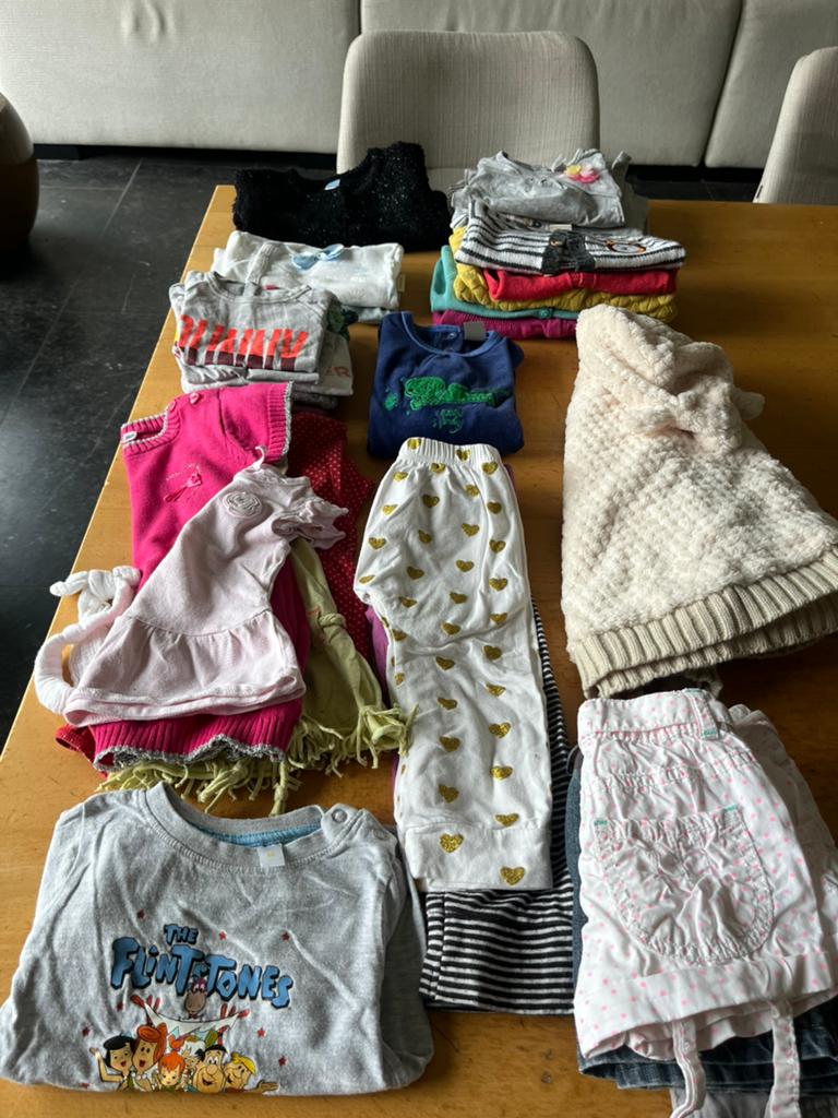 Pakket meisje kleren, Ophalen, Gebruikt