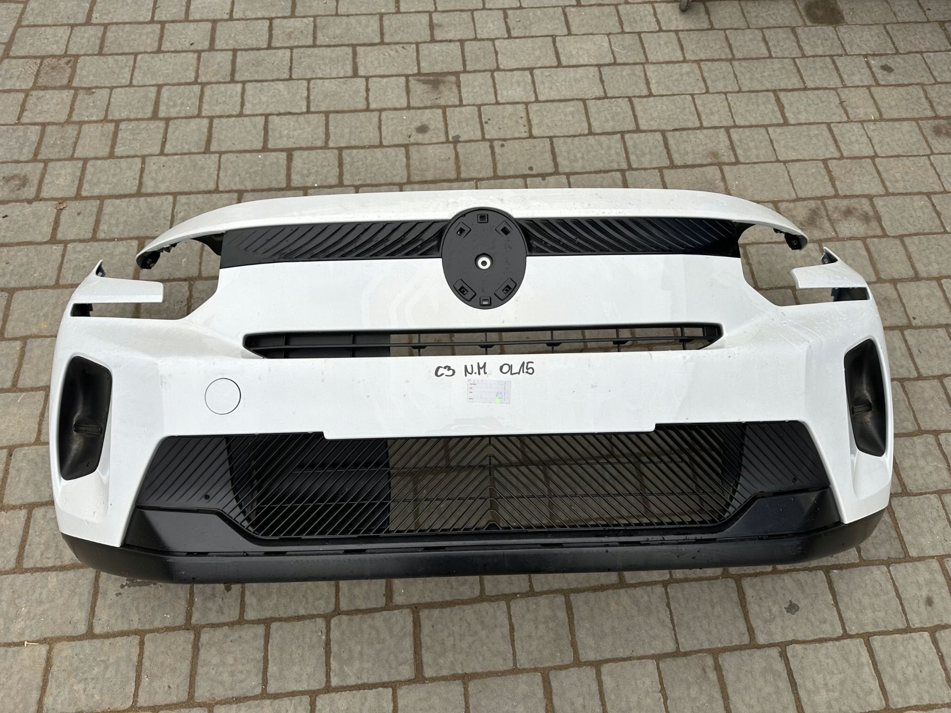 CITRO N C3 IV Pare-Choc Avant Avant C3, Autos : Pièces & Accessoires, Stellantis N.V., Utilisé, Avant, Taurusavenue 1
2132 LS  Hoofddorp, NL