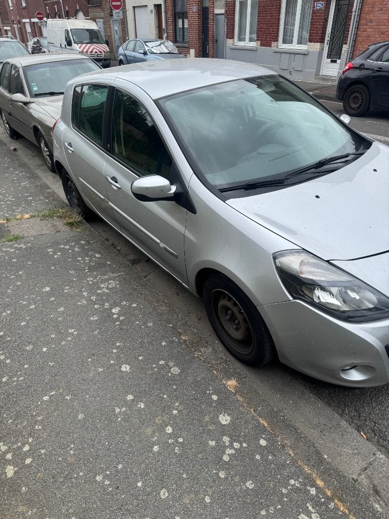Renault Clio  dci ice Watch diesel, Autos, Renault, Particulier, Diesel, Achat, Clio