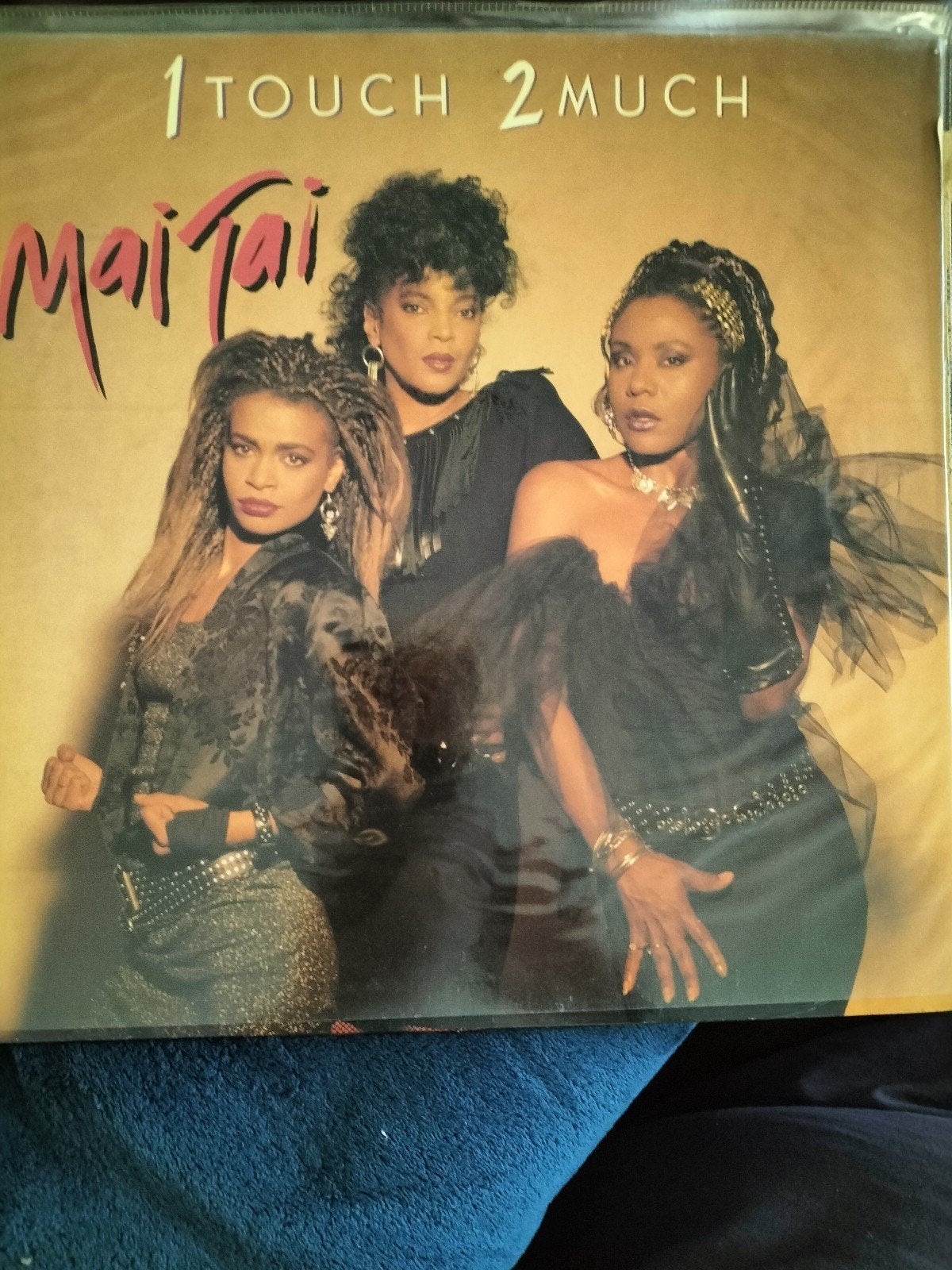 LP Mai Tai, 1 Touch 2 Much, Verzenden