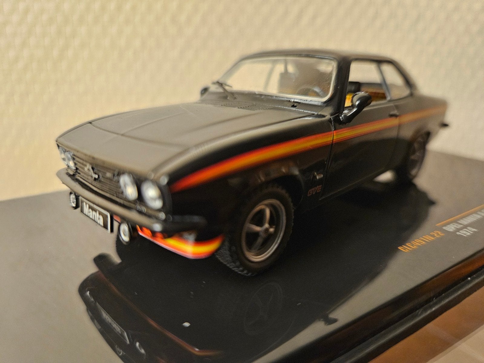 Opel Manta 1974, Enlèvement ou Envoi