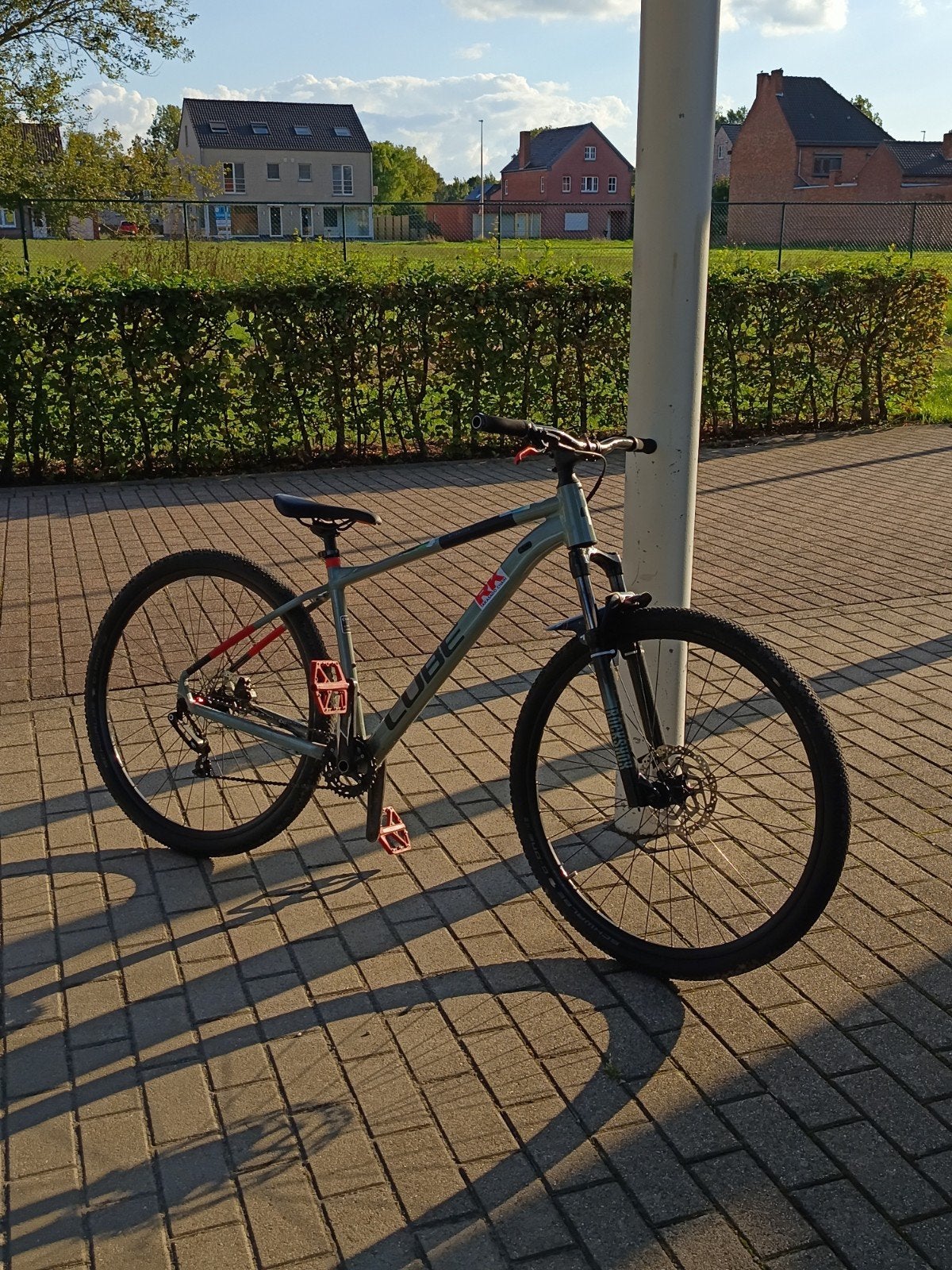 Wheelie bike custom build 
Reverse single speed
Wheelie band