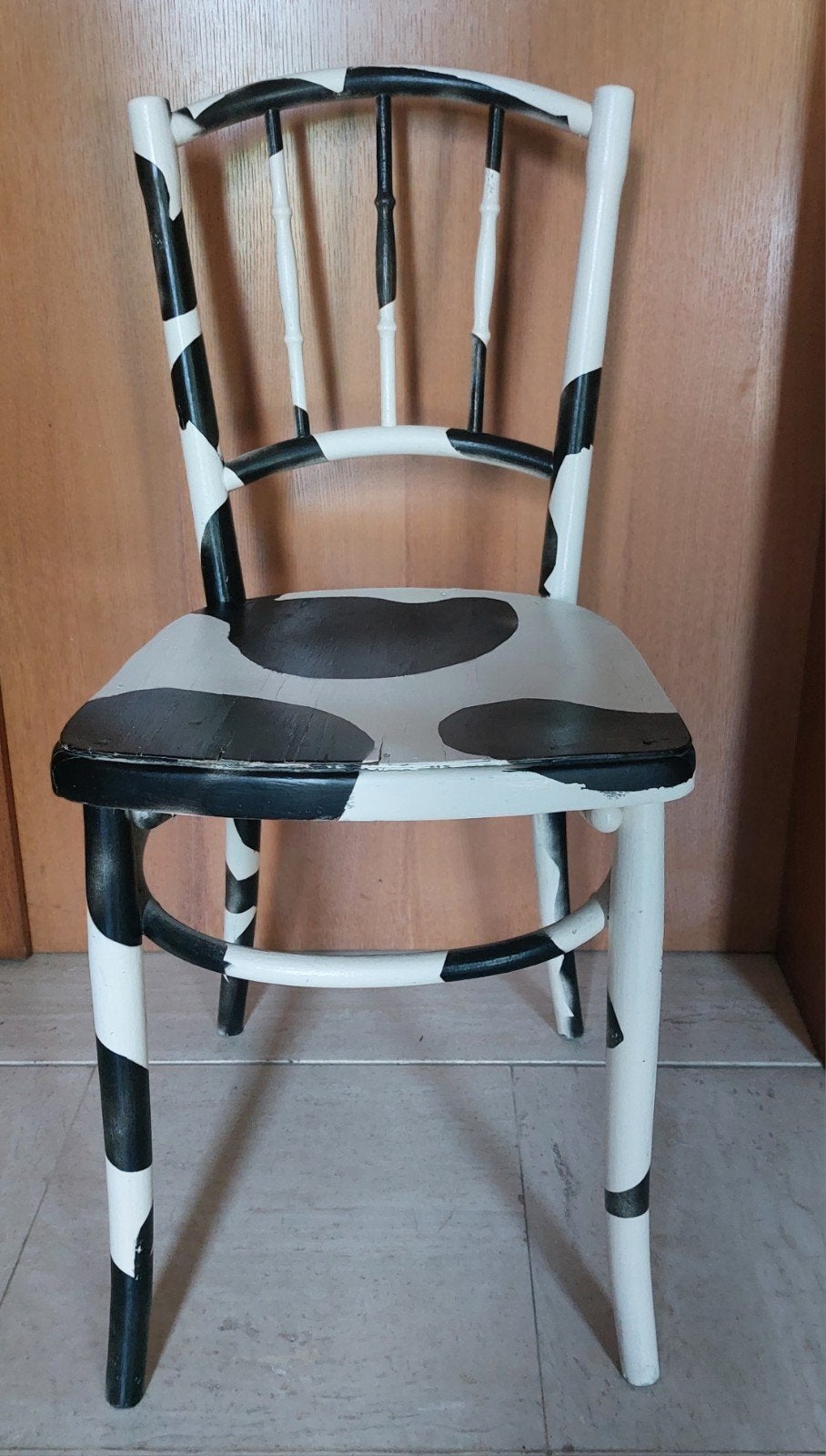 1 stoel, Ophalen