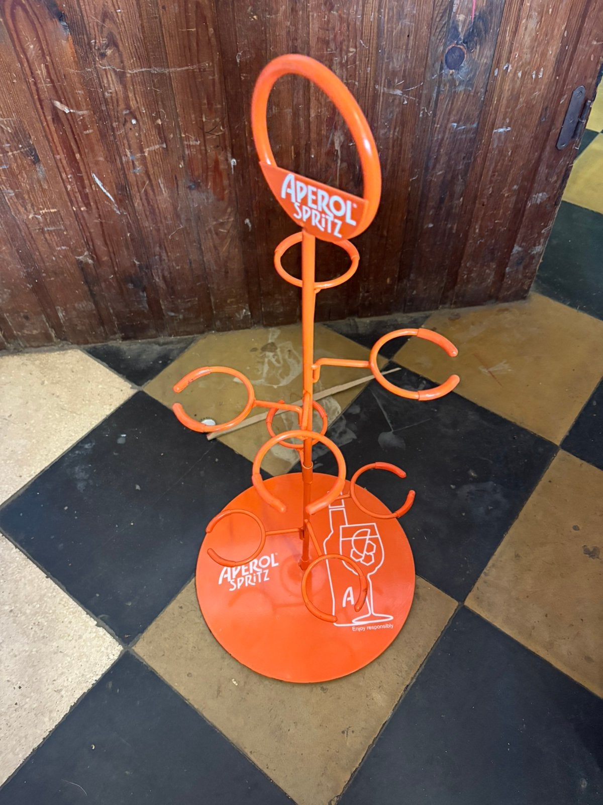 Aperoltoren, Contacten en Berichten, Advies en Oproepen