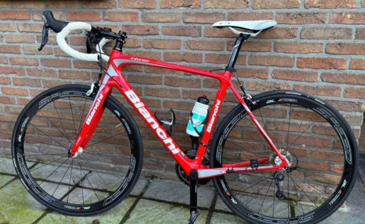 Full carbon bianchi engineered heren koersfiets, maat 56, Ophalen, Zo goed als nieuw