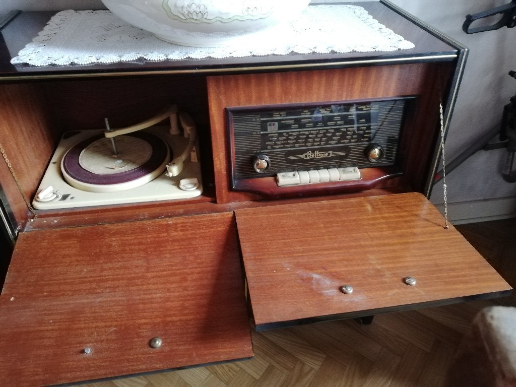 Meuble vintage 1950 radio et tourne disque, TV, Hi-fi & Vidéo, Tourne-disques, Enlèvement