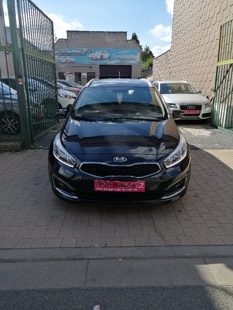 KIA CEED  1600CC DIESEL 2017 IMPECCABLE, Autos, Essai à domicile, Euro 6, Entreprise, Boîte manuelle