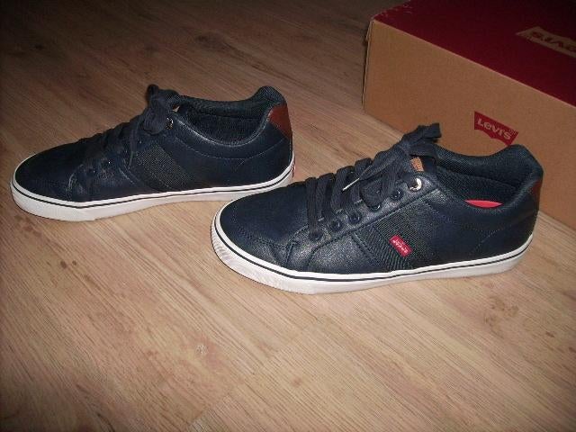 schoenen levis maat 41, Vêtements | Hommes, Chaussures, Levi's, Enlèvement ou Envoi, Chaussures à lacets, Comme neuf