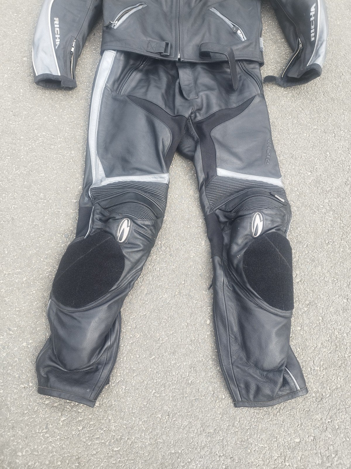 Motorpak richa, Ophalen