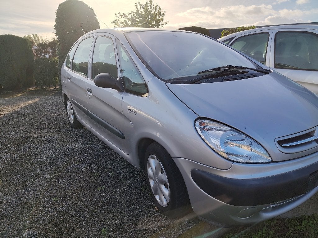 Sara Picasso, Autos, Euro 2, Argent ou Gris, Achat, Xsara