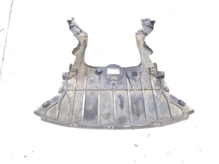 Plaque de protection moteur d'un BMW X1, Autos : Pièces & Accessoires, -, 3 mois de garantie, Utilisé, -