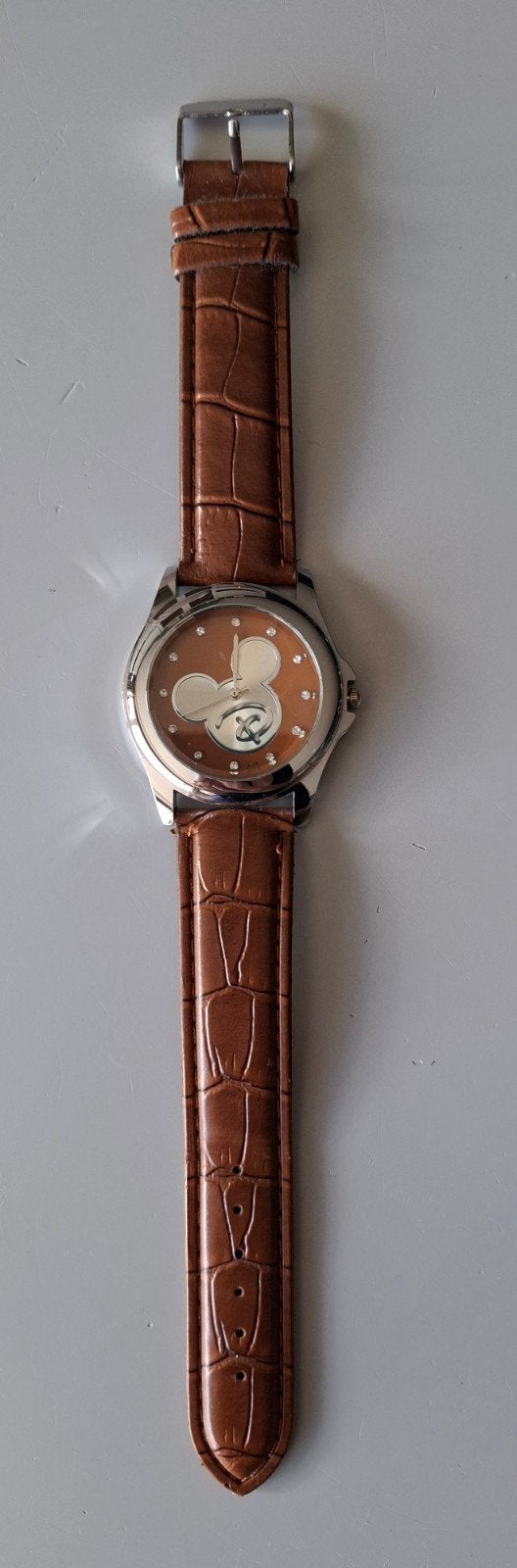 Montre Mickey à quartz, Enlèvement