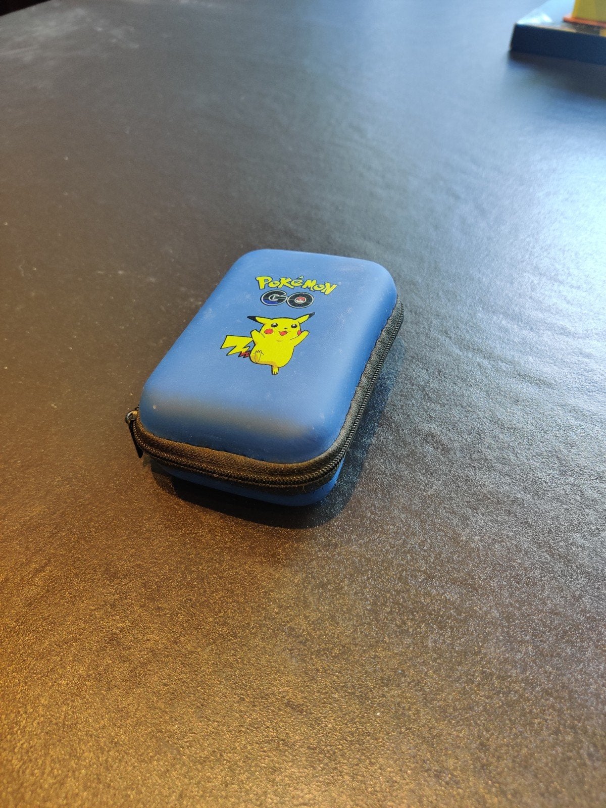 Pokémon GO-doosje met rits, Hobby en Vrije tijd, Ophalen of Verzenden, Gebruikt