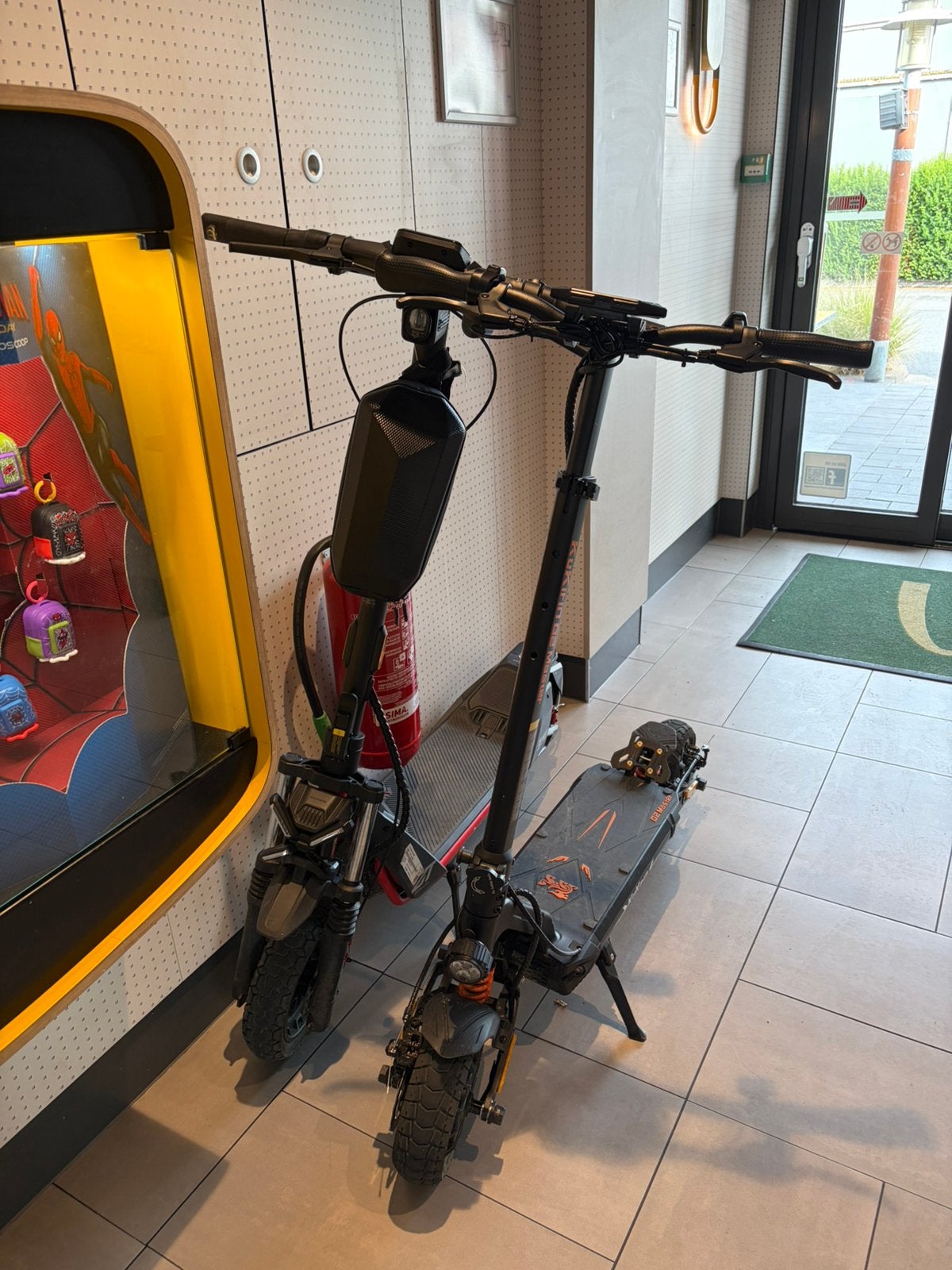 g2 master a vendre, Vélos & Vélomoteurs, Trottinettes, Enlèvement, Comme neuf