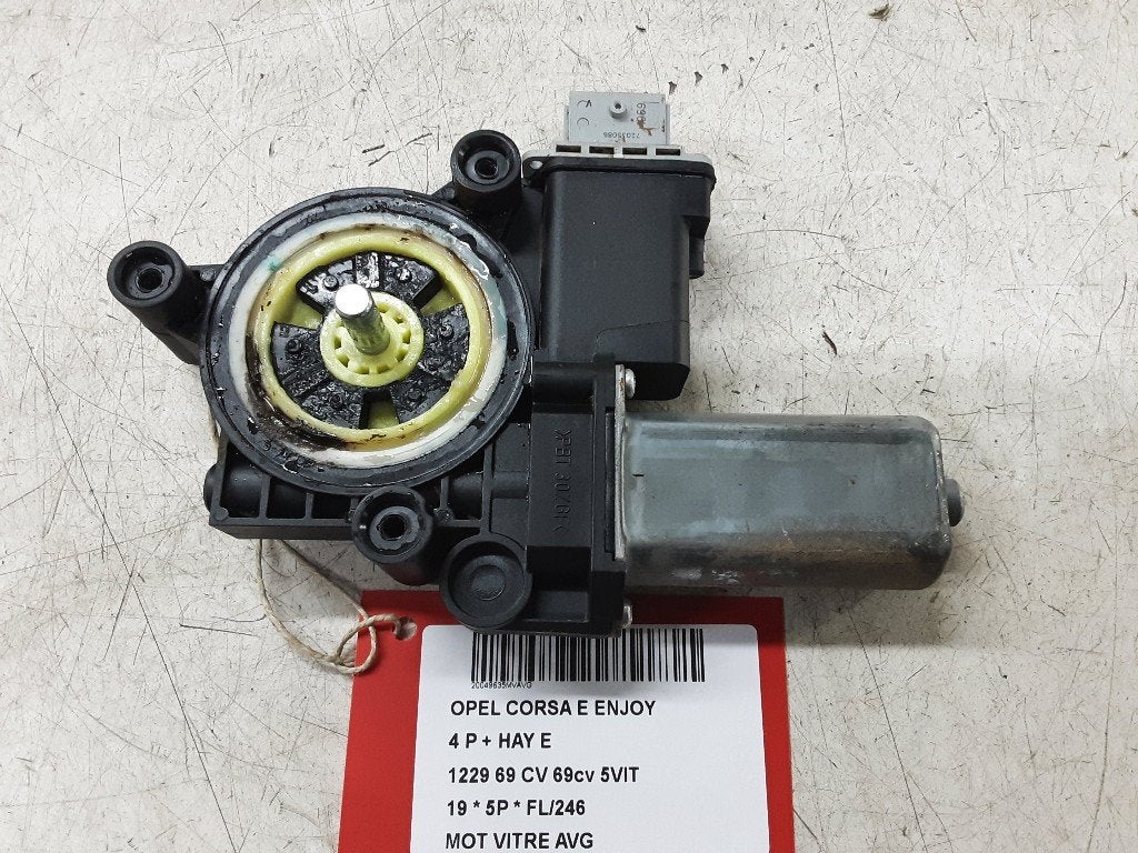 MOTEUR LEVE VITRE ELECTRIQUE AVANT GAUCHE Opel Corsa E, Gauche, Utilisé, Rue de l'Espoir 34 34
4030  GRIVEGNÉE, BE, Info@Collignon.be