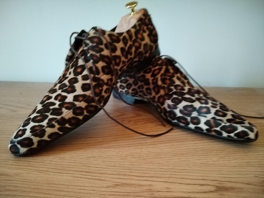 Chaussures réalistes à texture léopard de Burburry 41.5, Enlèvement ou Envoi, Autres couleurs, Chaussures à lacets, Comme neuf
