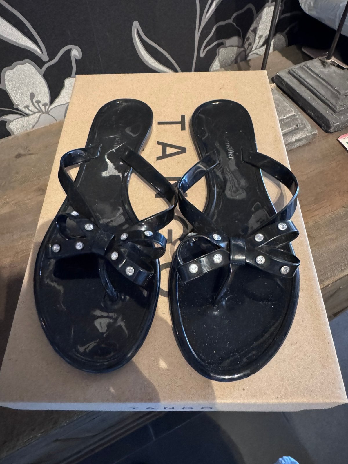 Teenslippers zwart Hunkemöller maat 39, Enlèvement ou Envoi, Comme neuf, Noir
