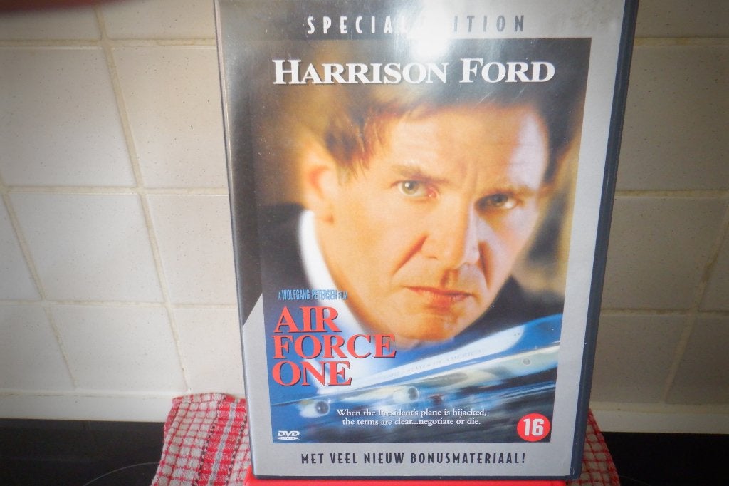 Édition spéciale DVD Air Force One (Harrison Ford), CD & DVD, DVD | Action, Anglais, Enlèvement ou Envoi, Suppléments, Comme neuf