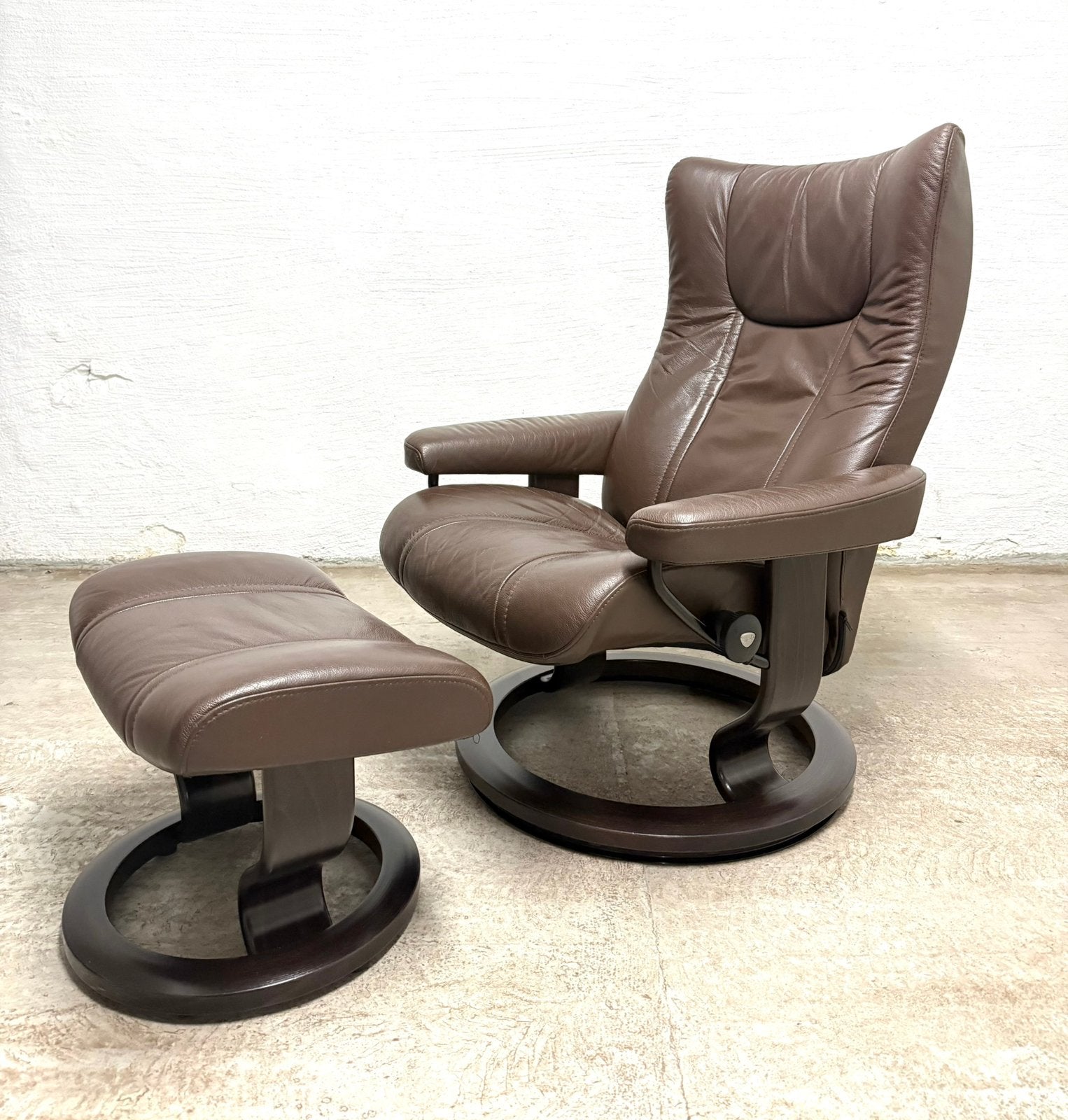 Fauteuil à ailes Stressless, brun foncé, excellent état, 75 à 100 cm, Comme neuf, Enlèvement, 75 à 100 cm