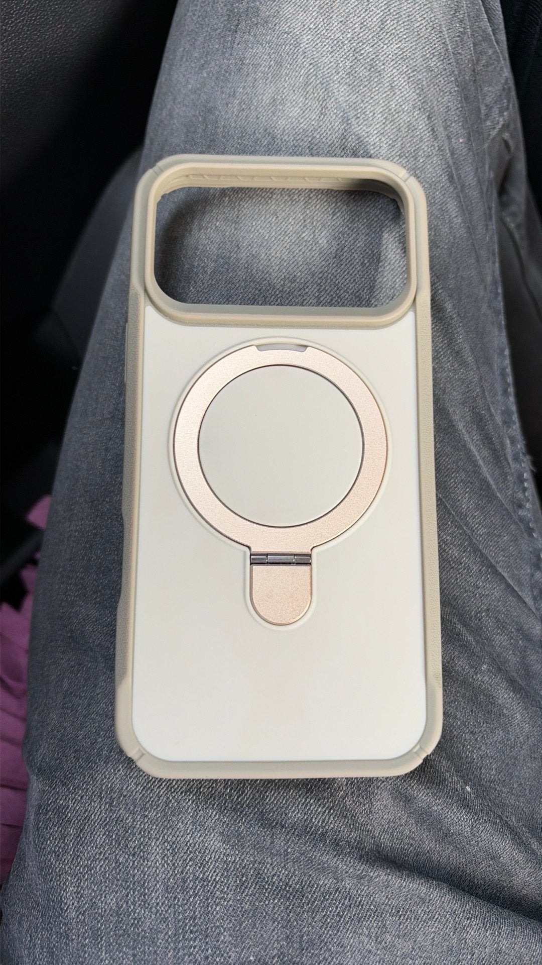 2 coques pour iPhone 17/18 Pro Max, IPhone 17, Comme neuf, Silicone, Enlèvement ou Envoi