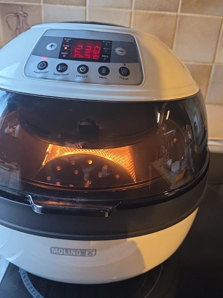 Airfryer van molino met frietmand en kip staaf, Elektronische apparatuur, Ophalen, Gebruikt, Airfryer