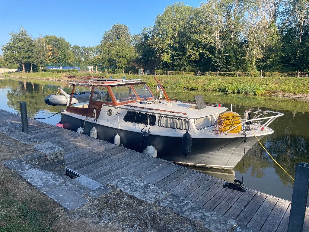 vedette Hollandaise, 3 m, 9 m, Diesel, Moteur in-bord