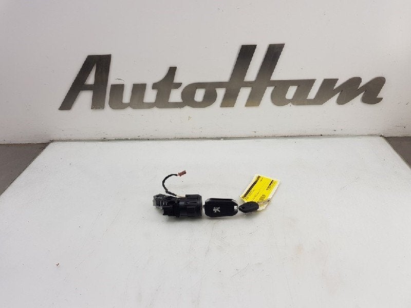 NEIMAN / COMMUTATEUR D ALLUMAGE + CLEF (|9663123380|), Kontakt-peugeot@peugeot.com, Utilisé, Peugeot Deutschland GmbH, Bahnhofsplatz
65423  Rüsselsheim, DE