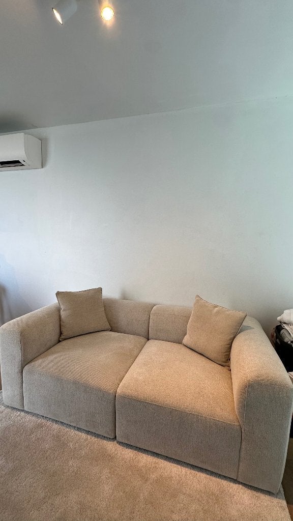 Beige 2-zitsbank – nieuw, Ophalen, 150 tot 200 cm, 75 tot 100 cm, Rechte bank