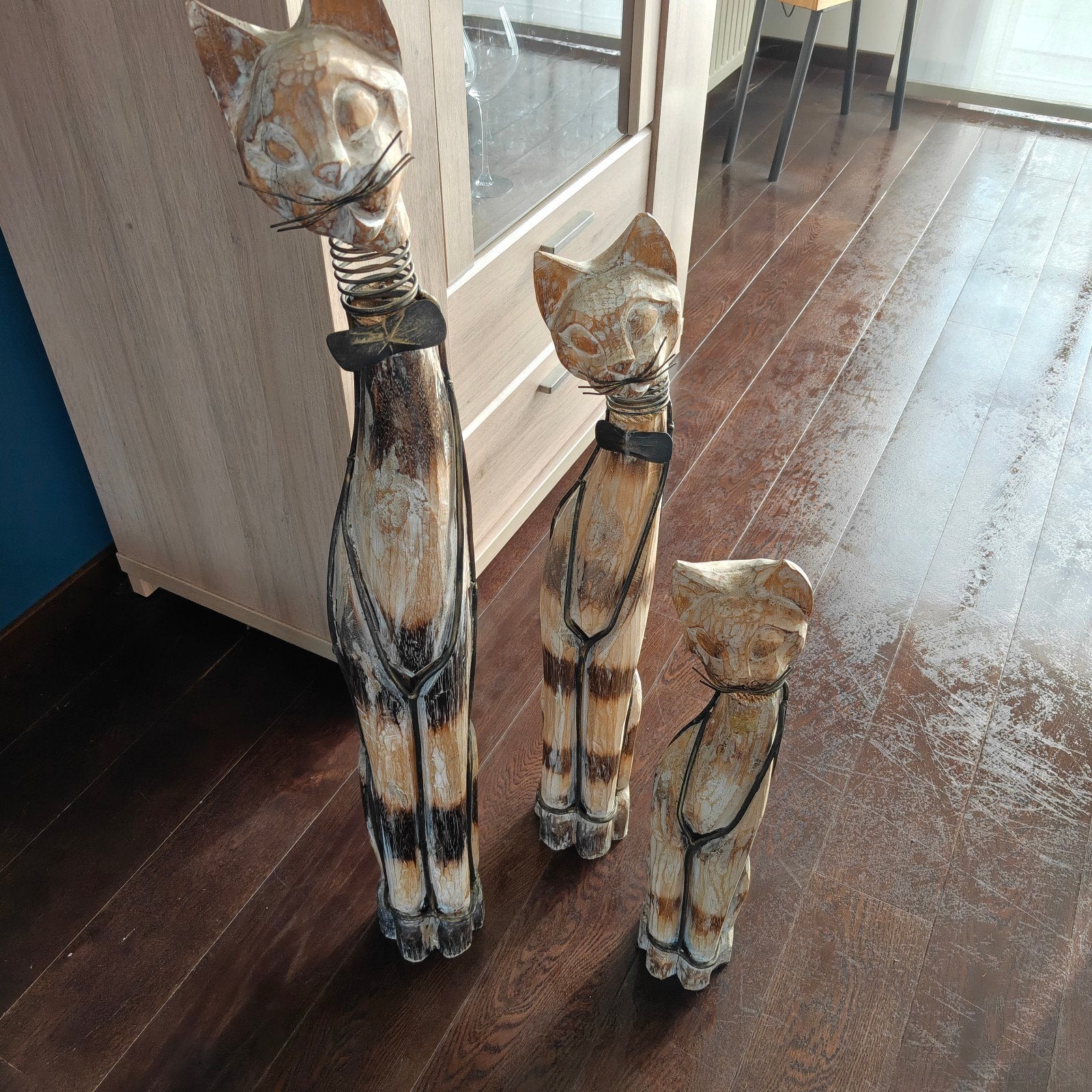 set kattenbeeldjes, Ophalen