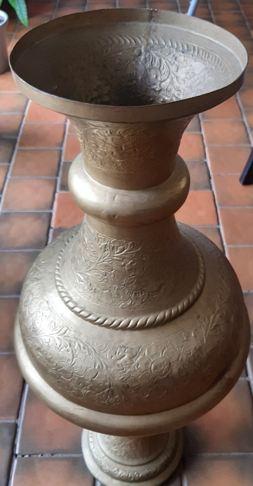 Vase de sol, Enlèvement