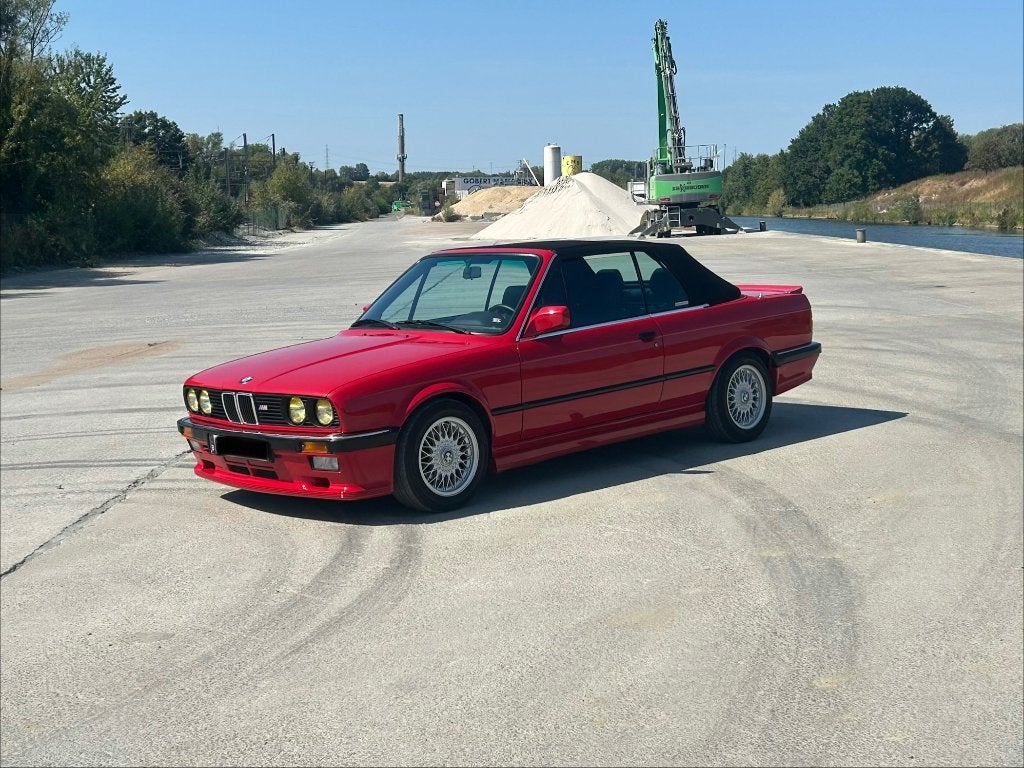 BMW 325 i Cabriolet, foto 2
