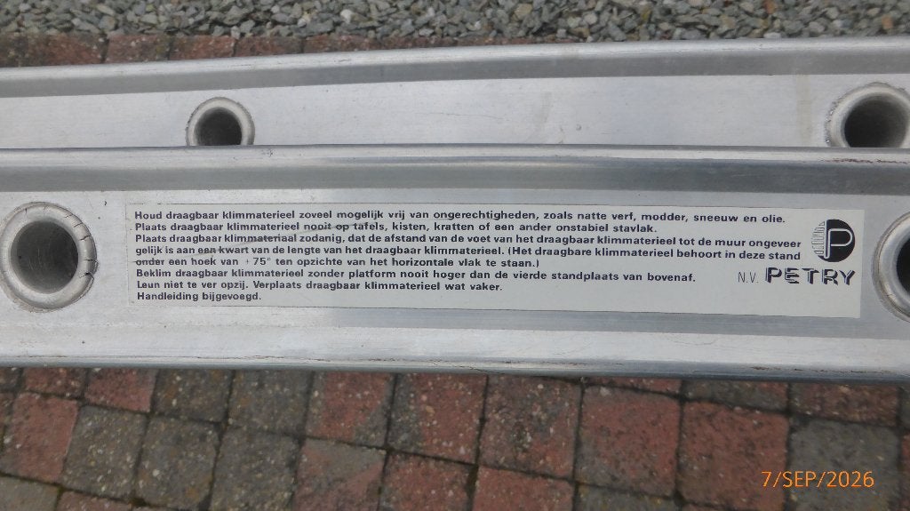 Aluminium ladder PETRY 2x16, Doe-het-zelf en Bouw, Ophalen, Zo goed als nieuw, Ladder, Opvouwbaar of Inschuifbaar