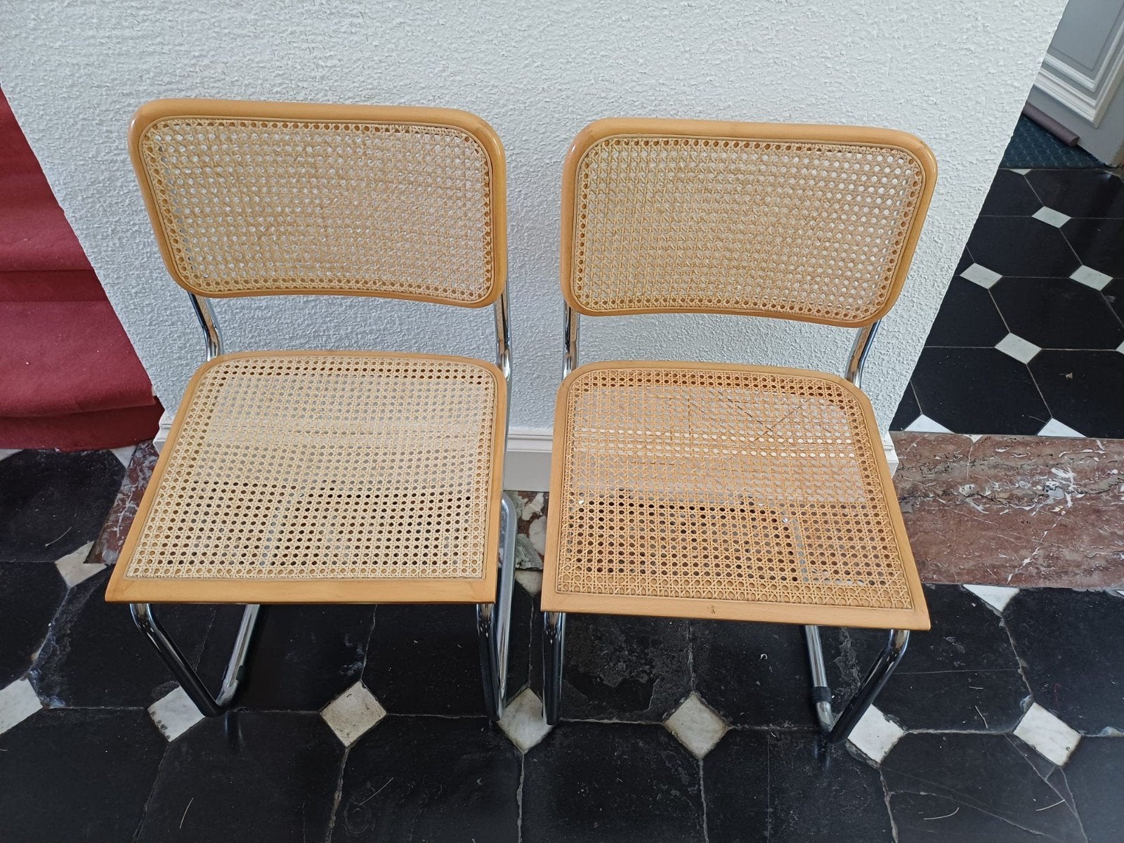 Cesca stoelen, Ophalen