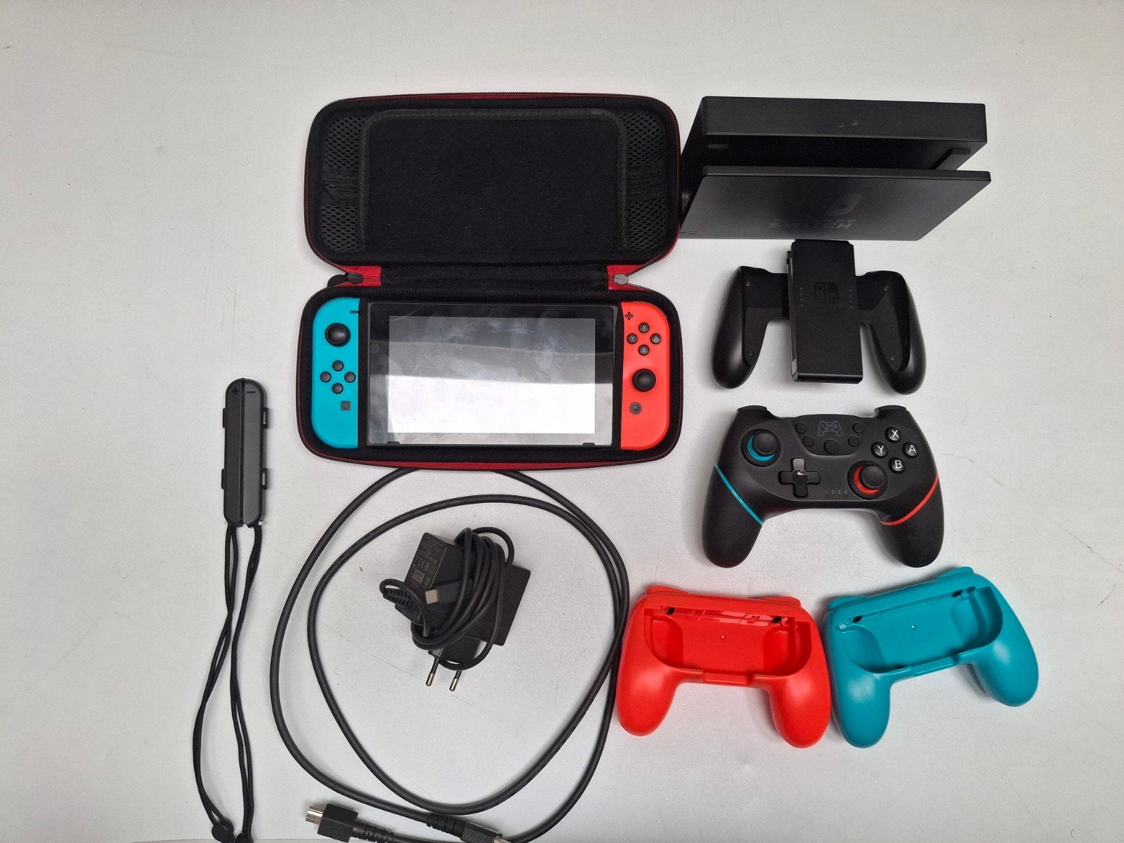 Nintendo Switch V2 + tous les accessoires + jeu, Switch 2019 Upgrade, Comme neuf, Enlèvement, Avec jeux