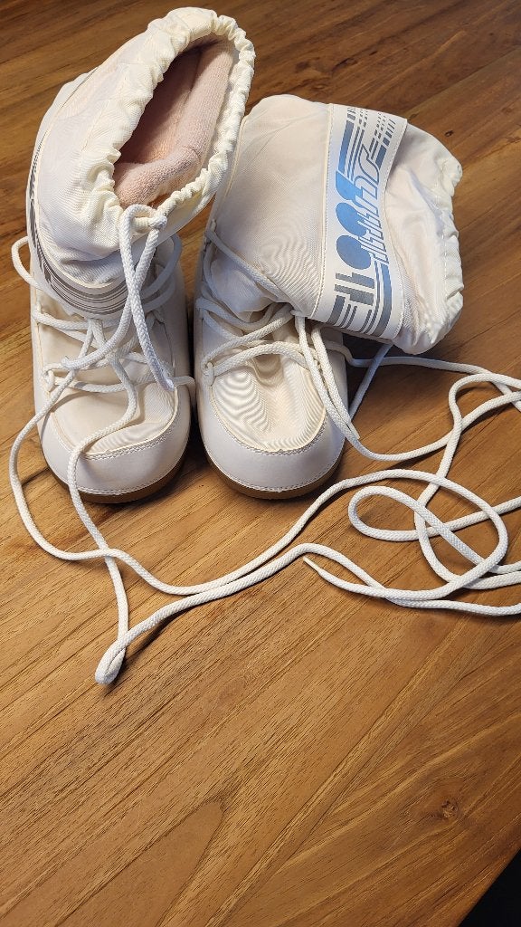 Witte snowboots, Ophalen, Zo goed als nieuw, Ski, Snowboots