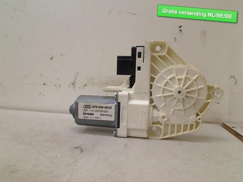 MOTEUR LEVE VITRE ELECTRIQUE AVANT DROIT Audi A6 (C6), Auto-Union-Straße  1,
85057  Ingolstadt, DE, Info@audi.de, Audi, Utilisé