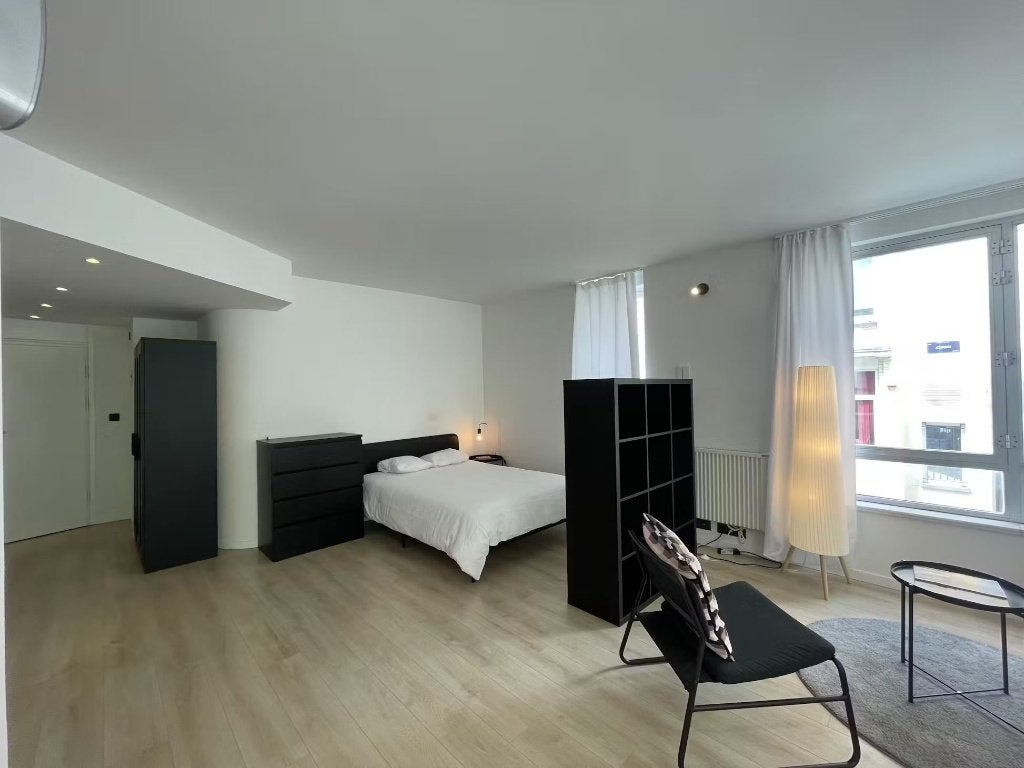 Studio moderne à louer, 1060 Saint-Gilles BE, 50 m² of meer, Brussel