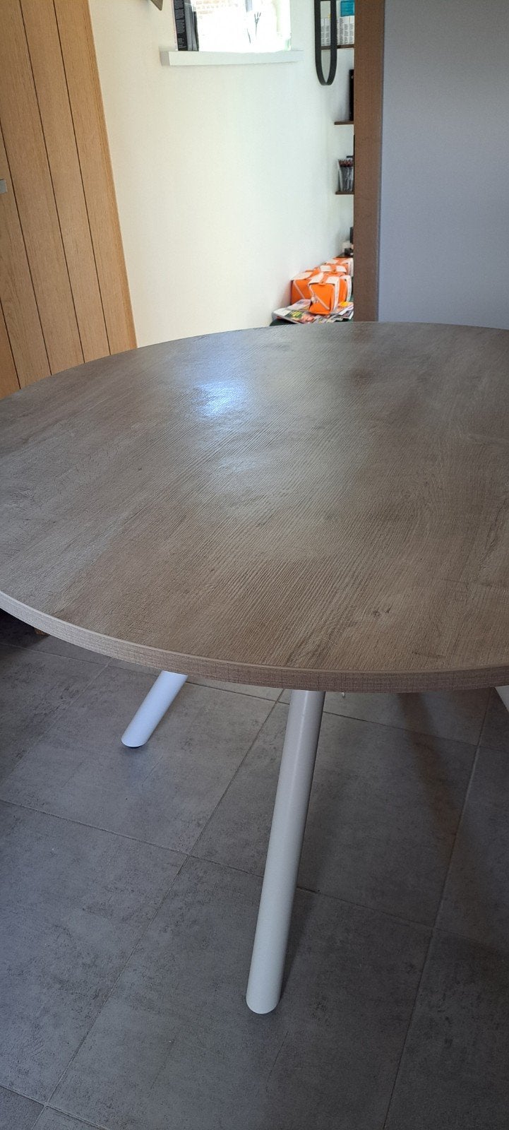 Ronde eettafel licht eik 120cm, Huis en Inrichting, Tafels | Eettafels, Ophalen