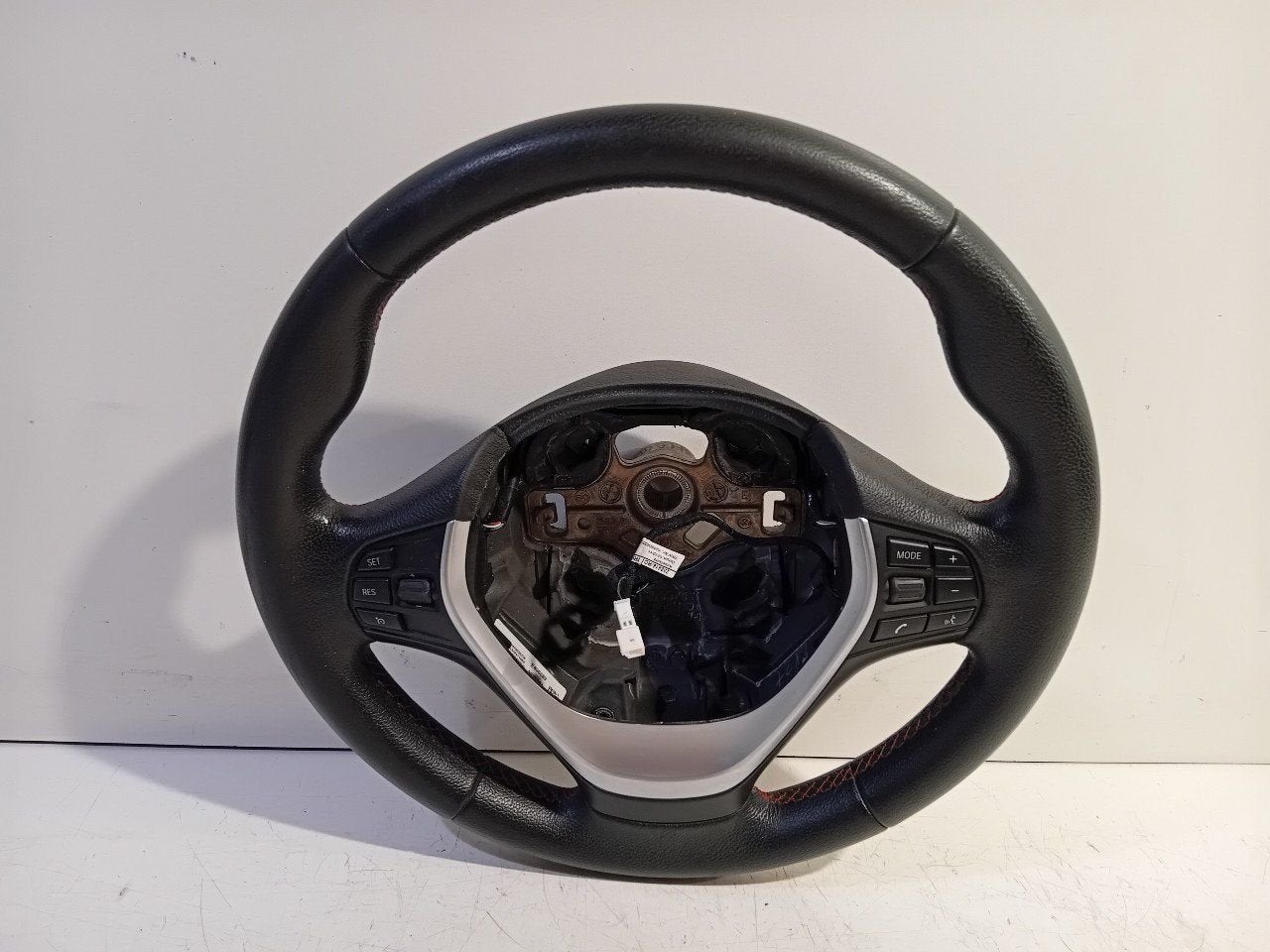 Stuur BMW 1 serie, Onderdelen@venauto.nl, Van der Ven Autorecycling B.V., Ettenseweg 76, 4706 PB Roosendaal, The Netherlands, Enlèvement ou Envoi