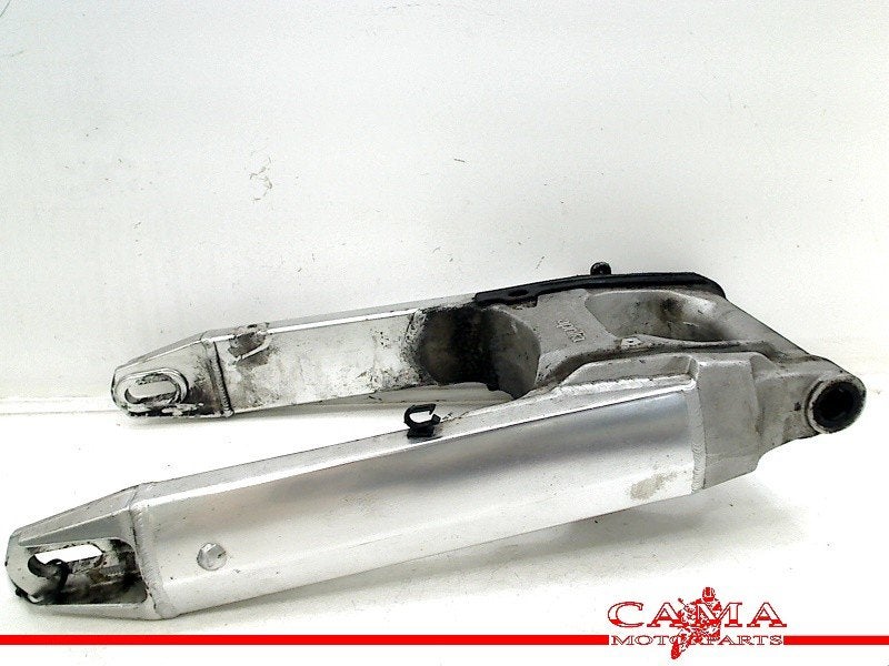 BRAS OSCILLANT ETV 1000 Caponord 2001-2003 (ETV1000), Motos, Dhr. S. di Majo, Utilisé, Info@cama-motorparts.nl, P.J. Troelstraweg 8 8
3144 CX  MAASSLUIS, NL