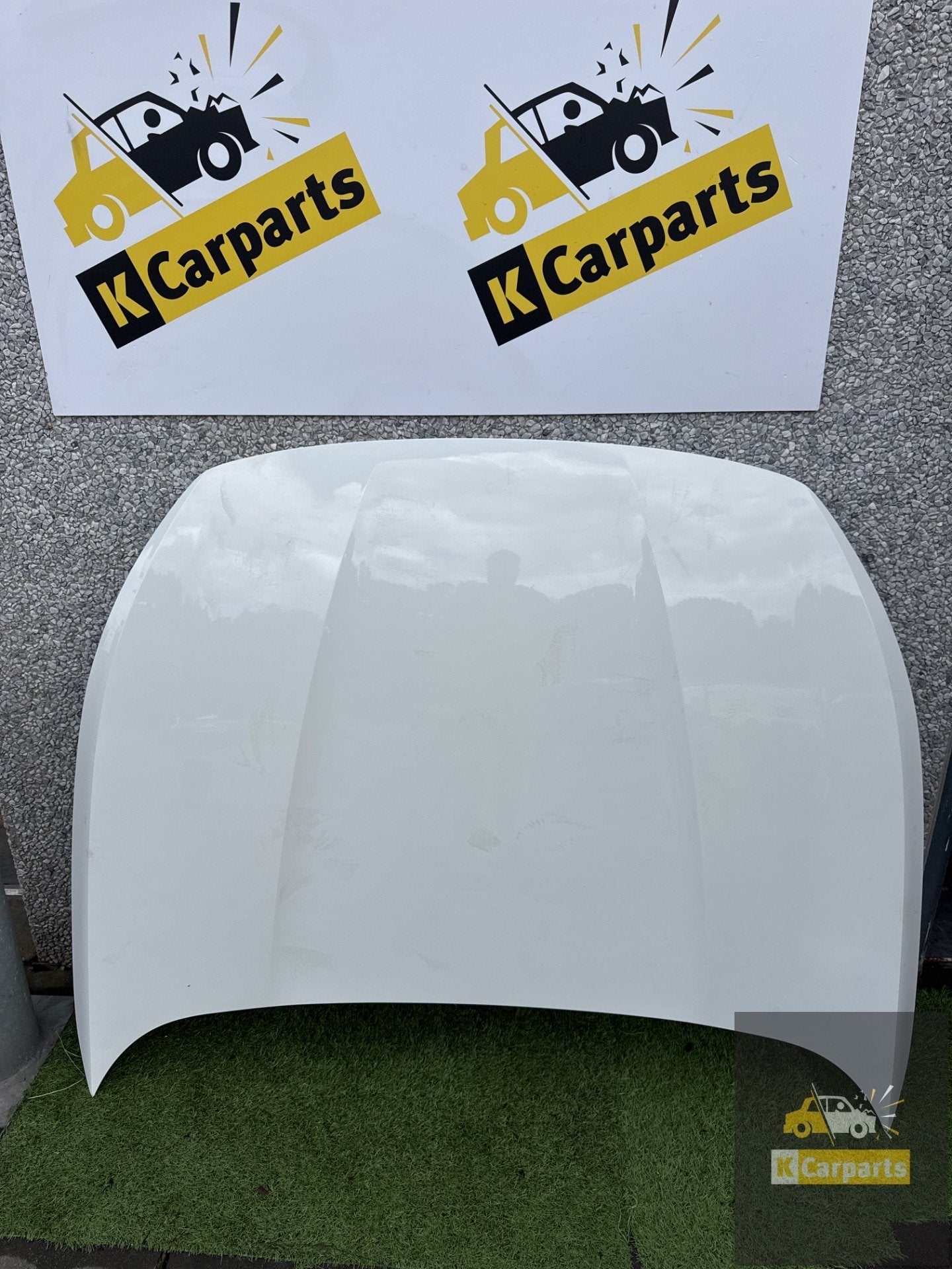 Capot d'origine Cupra Formentor, Autovia A-2, Km 585 585
08760  Martorell, ES, SEAT S.A., Utilisé, Customercare@seat.es