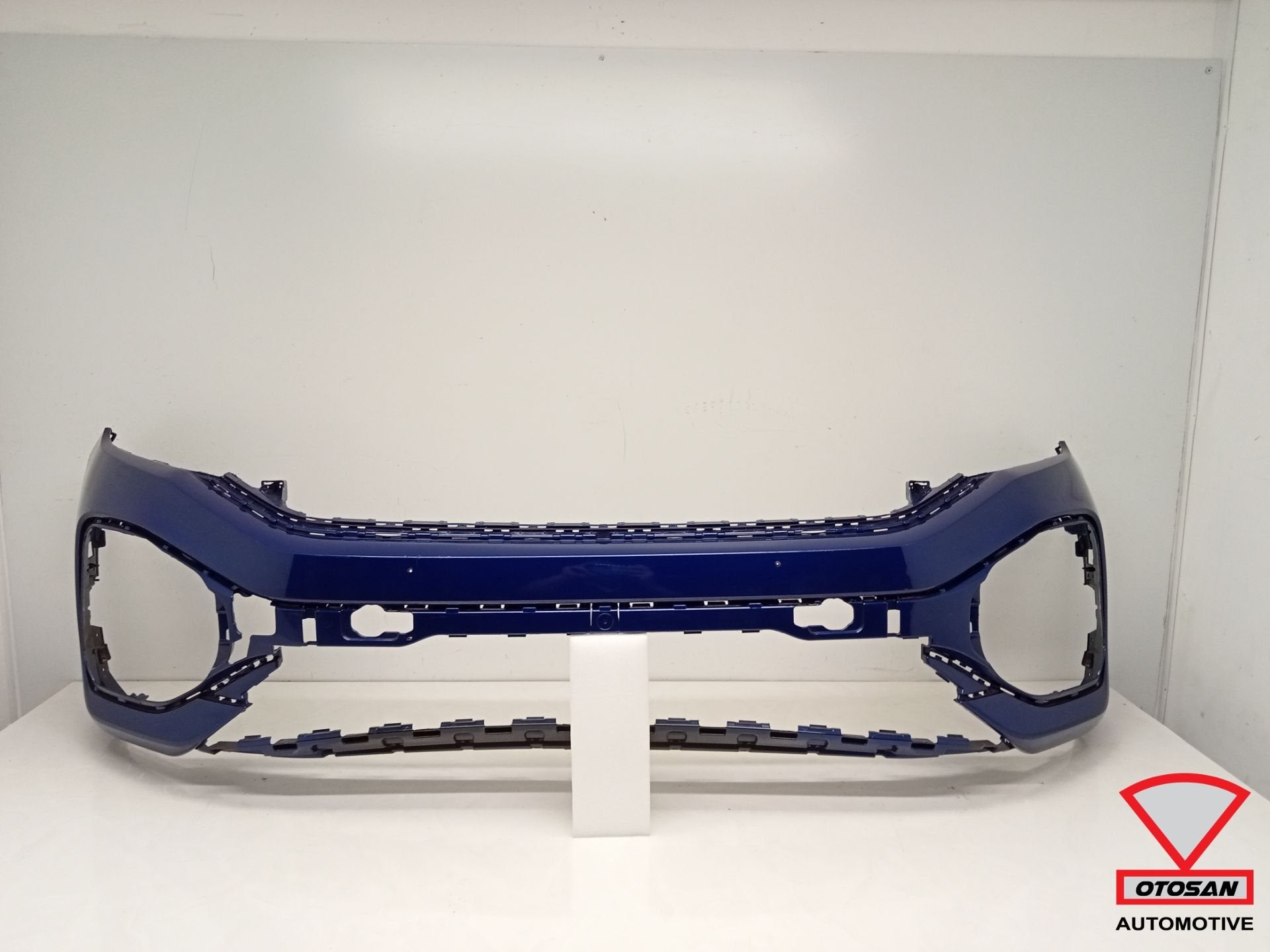 Pare-chocs avant VW T-roc facelift R-line 6x PDC LD5K d'orig, Pare-chocs, Volkswagen, Volkswagen AG, Vw@volkswagen.de