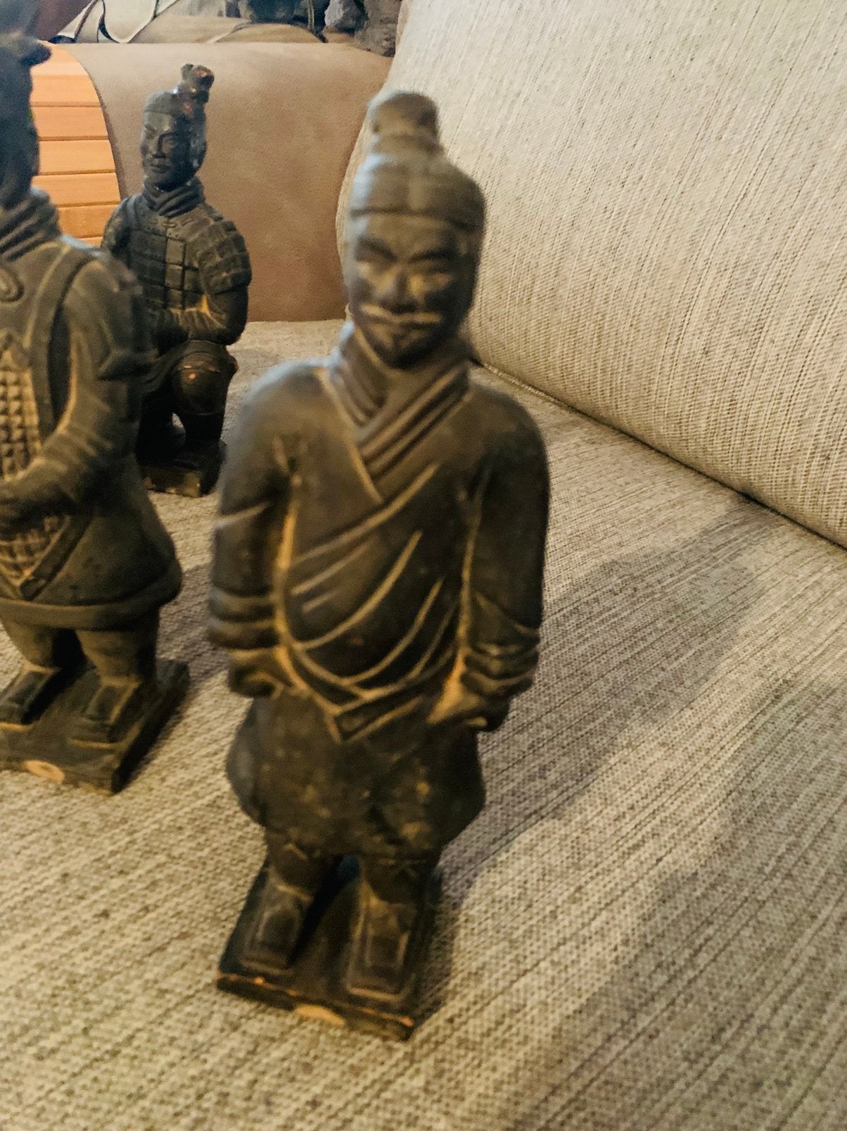Terra Cotta beeltjes uit China in souvenir doos, Antiek en Kunst, Ophalen
