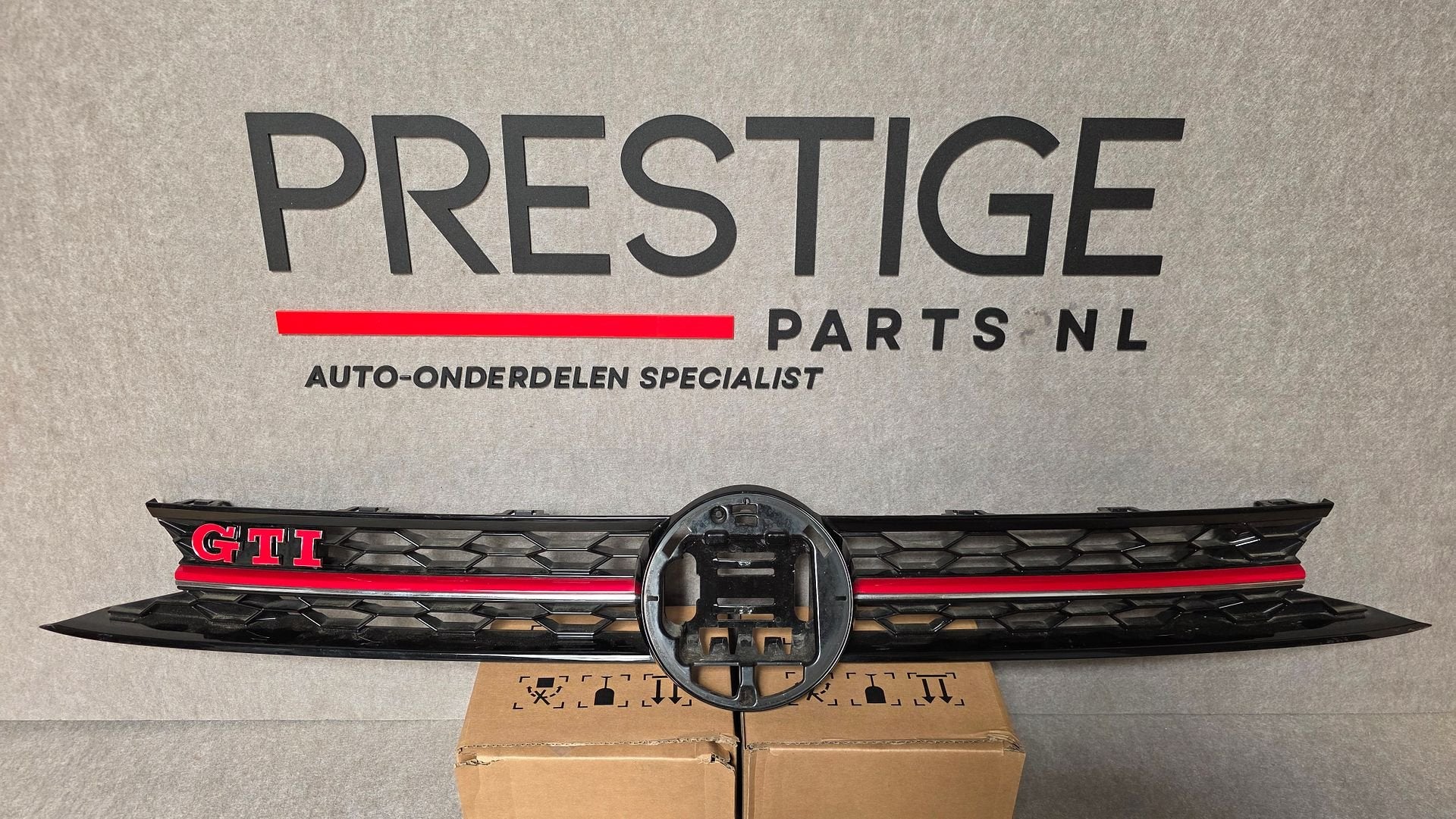 Grill VW Polo 2G GTI Grille ORGINEEL VOLKSWAGEN 2G0853651J, Gebruikt, -, Ophalen of Verzenden, -