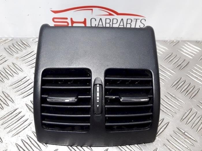 Grille aération tableau de bord d'un Mercedes C-Klasse, 3 mois de garantie, Utilisé, -, -