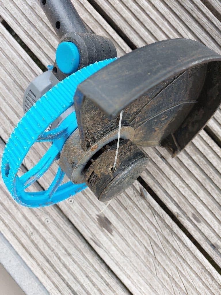 Electrische grastrimmer, Ophalen, Gebruikt, 10 tot 30 cm, Gamma