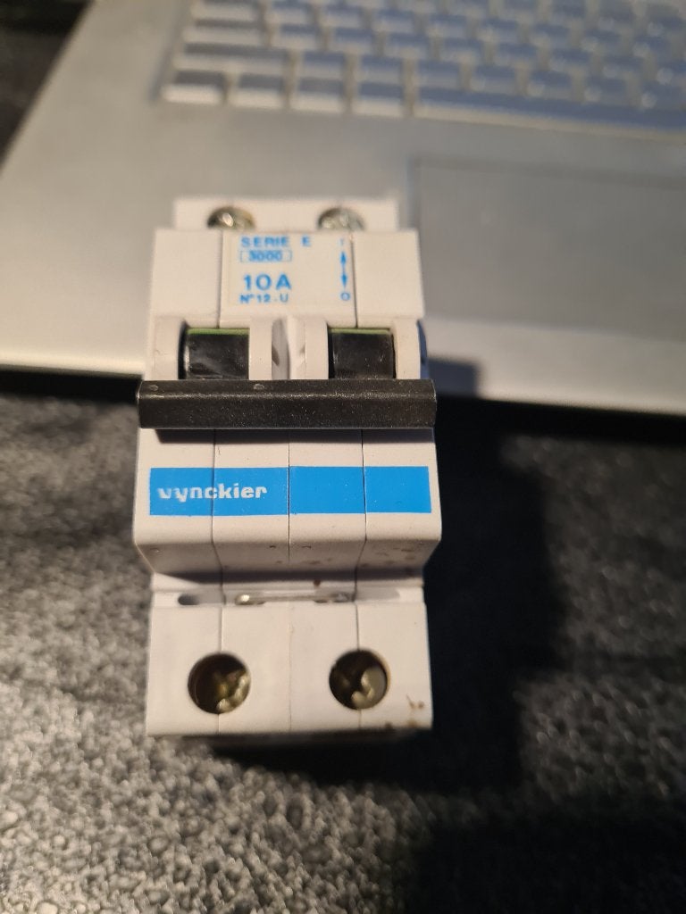 zekeringen, Doe-het-zelf en Bouw, Ophalen of Verzenden, Zo goed als nieuw, Overige merken, Installatieautomaat