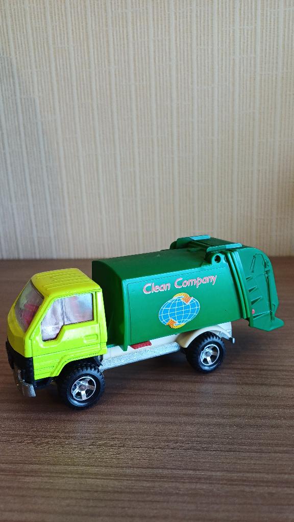 Majorette camion poubelle Toyota  jaune et vert, Enlèvement ou Envoi, Comme neuf, Bus ou Camion, Majorette